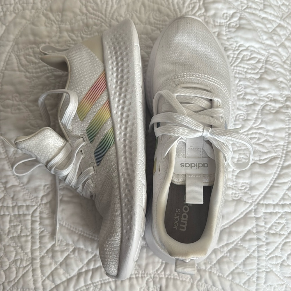 Adidas Cloud Foam 6.5